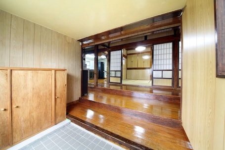 3 habitaciones, wifi gratis y ropa de cama . Kume Azuma Villa