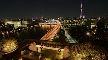 Rooftop terrace