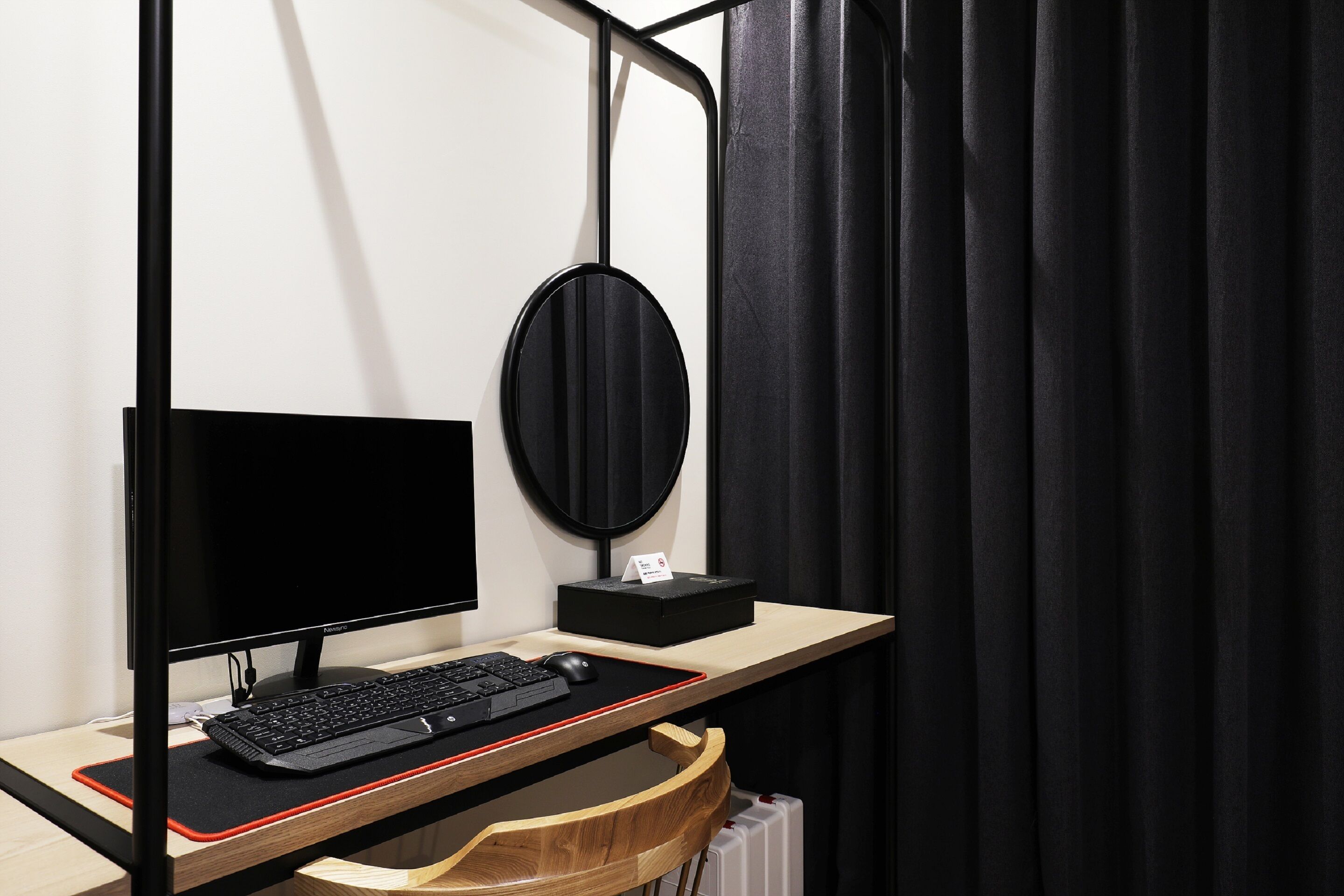 deluxe twin room (free netflix) | room amenity