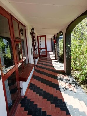 Front of property - Joie de Vevre Conferences (Paarl)