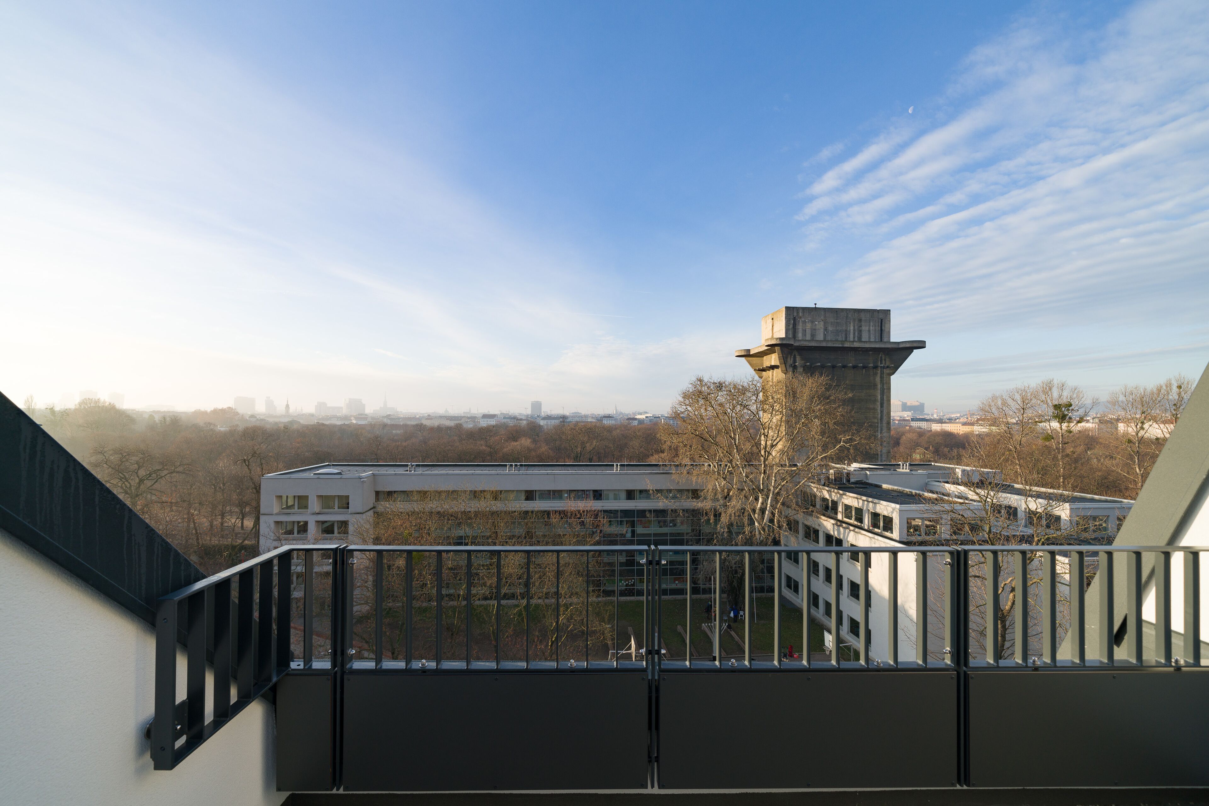 Deluxe Apartment (2 Bedrooms and 1 Living Room) | Balcony view