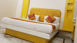 Desk - HOTEL LEO (New Delhi)