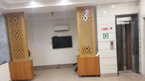 Reception hall - HOTEL LEO (New Delhi)