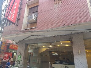 Exterior - HOTEL LEO (New Delhi)