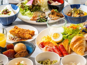 Daily buffet breakfast for a fee - APA Hotel Nagoya Ekimae Minami (Nagoya)