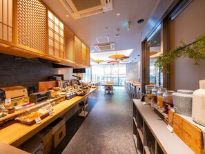 Breakfast, lunch, dinner served; Japanese cuisine 
