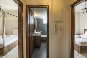 2 sovrum, strykjÀrn/strykbrÀda, wi-fi och sÀngklÀder