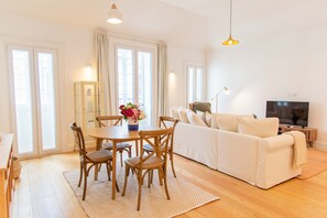 Superior Apartment | Living area - Apartamentos Ferreiros (Funchal)