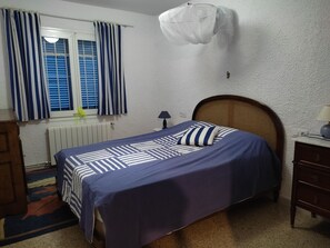 3 soverom, strykejern/-brett, wi-fi (inkludert) og sengetøy