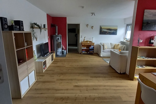 Wohn- und Esszimmer mit Kamonofen