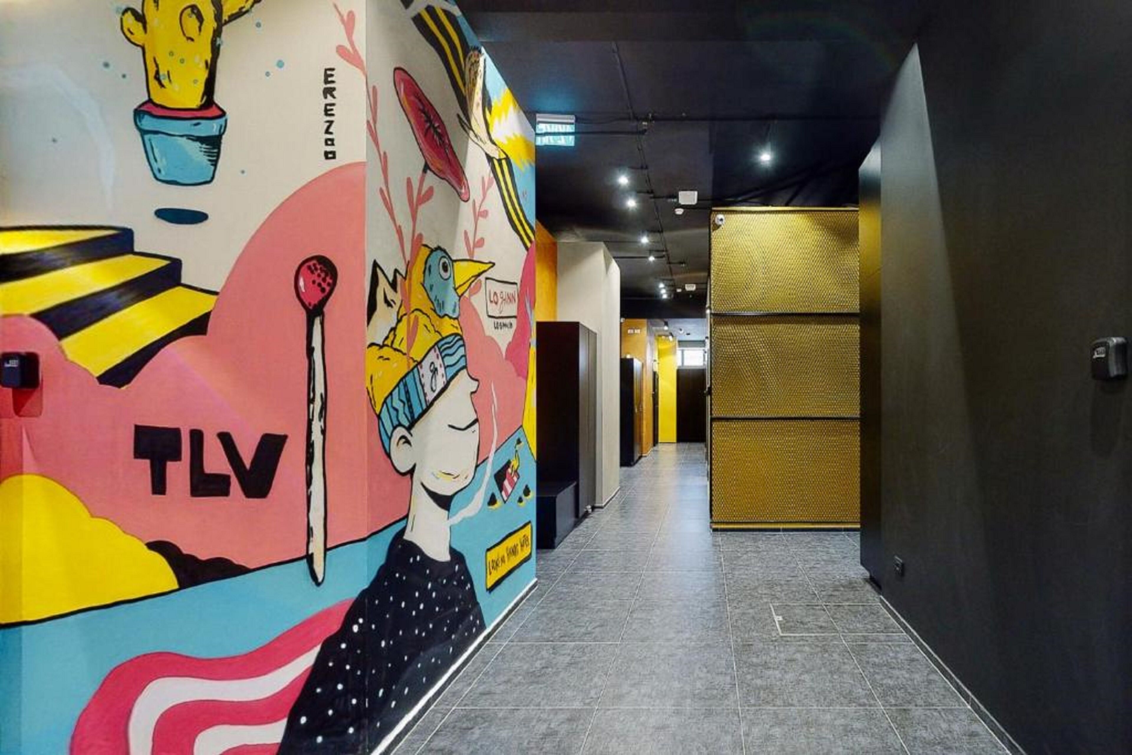 Photo - Colorbox - by Loginn Tel-Avivian hotels