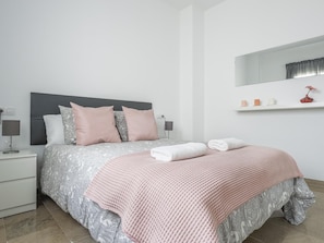 3 bedrooms, iron/ironing board, Internet, bed sheets - Apt high qualities 2 bedrooms Alcalá del Rio (Alcalá del Rio)