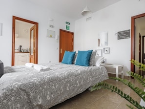 3 bedrooms, iron/ironing board, Internet, bed sheets - Apt high qualities 2 bedrooms Alcalá del Rio (Alcalá del Rio)