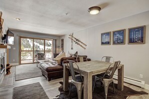 Condo, 2 Bedrooms | In-room dining