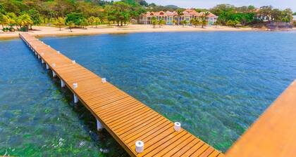 Lawson Rock - Angelfish 101 Studio Bedroom Condo by RedAwning