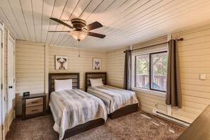 House, 5 Bedrooms | 5 bedrooms, laptop workspace, iron/ironing board, free WiFi - Gasthaus Breck 6 Bedroom Home by RedAwning (Breckenridge)