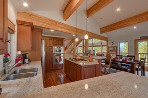 Maison, 4 chambres | Cuisine privée