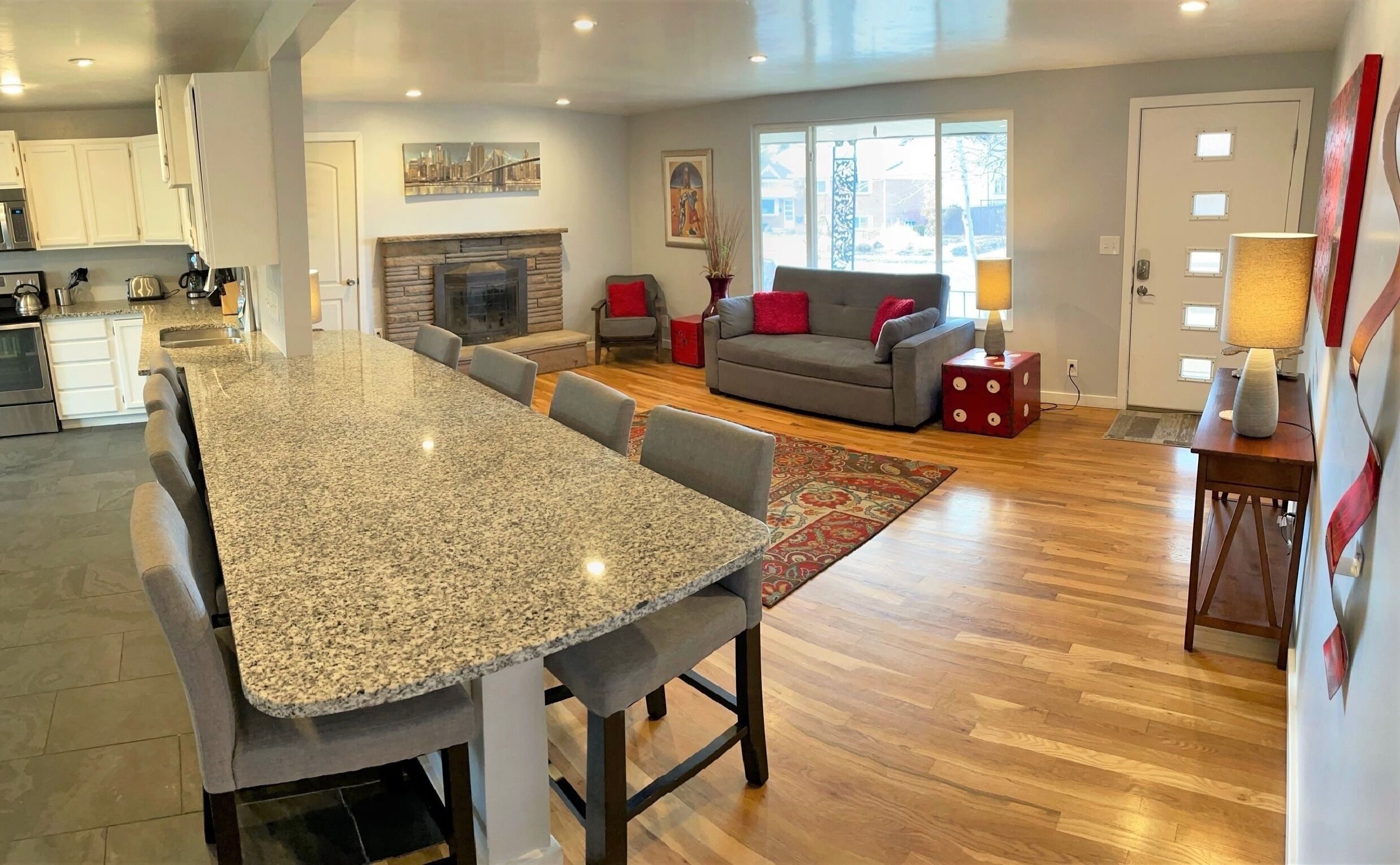 Nhà, nhiều phòng ngủ | Bếp riêng | Tủ lạnh, lò vi sóng, lò nướng, bếp nấu 