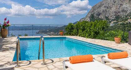 Villa Zeta Nissaki with magnificent sea view