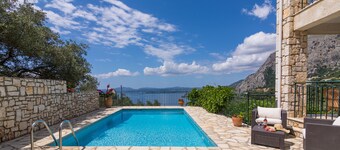 Villa Zeta Nissaki with magnificent sea view