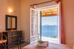 2 Schlafzimmer, Zimmersafe, Bügeleisen/Bügelbrett, Reisekinderbett