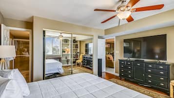 Condo, 2 Bedrooms | 2 bedrooms, iron/ironing board, free WiFi