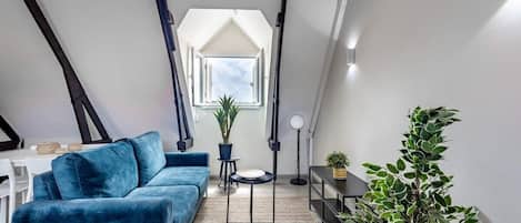 Televisión, oficina