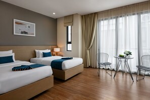 In-room safe, desk, free WiFi - La Batisse Resort Halong (Ha Long)