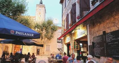 Maison Vigneron + Grande Terrasse Sud. 3 chambres. 2 SDB. Proche Mer. Parking.