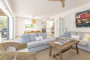 Fireplace - Biniancolla Ginesta villa with communal pool (Biniancolla)