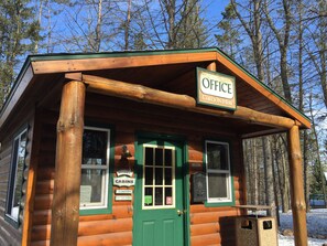 Reception - Gathering Place Resort & Lodge (Birchwood)