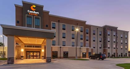 Comfort Suites