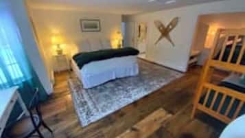 1 bedroom, iron/ironing board, WiFi