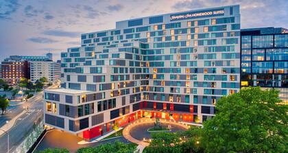 Hampton Inn Boston Seaport District