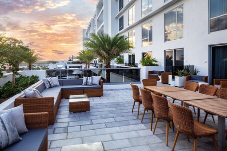 Hilton Miami Aventura - Image 14