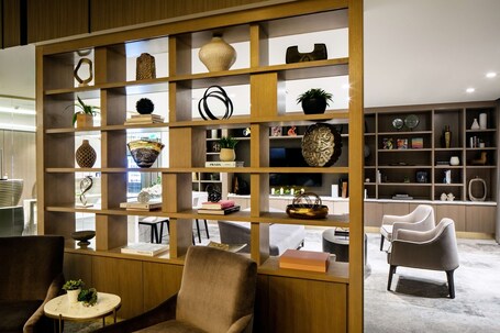 Hilton Miami Aventura - Image 61