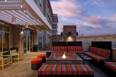 Exterior. Home2 Suites by Hilton Barstow