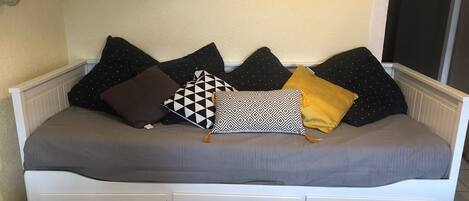 1 Schlafzimmer, BĂŒgeleisen/BĂŒgelbrett, BettwĂ€sche