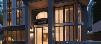 The Quarter Ploenchit by UHG