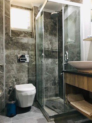 Bathroom - Cesme Life Otel (Cesme)