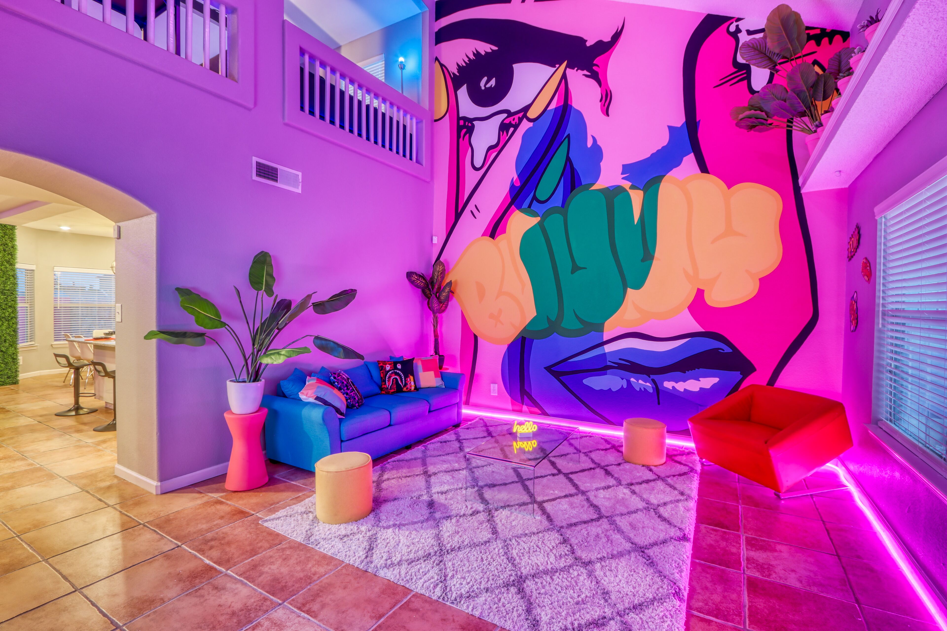 Creative Art Space, 5 bedrooms, 3 bathrooms RARE