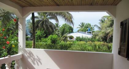 villa Fafa..a paradise 1 minute walk from the lagoon