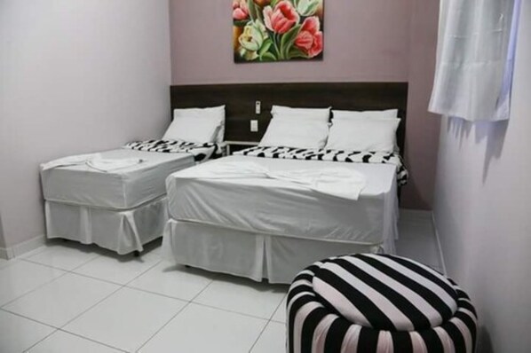 ميني بار ومكتب وواي فاي مجانًا