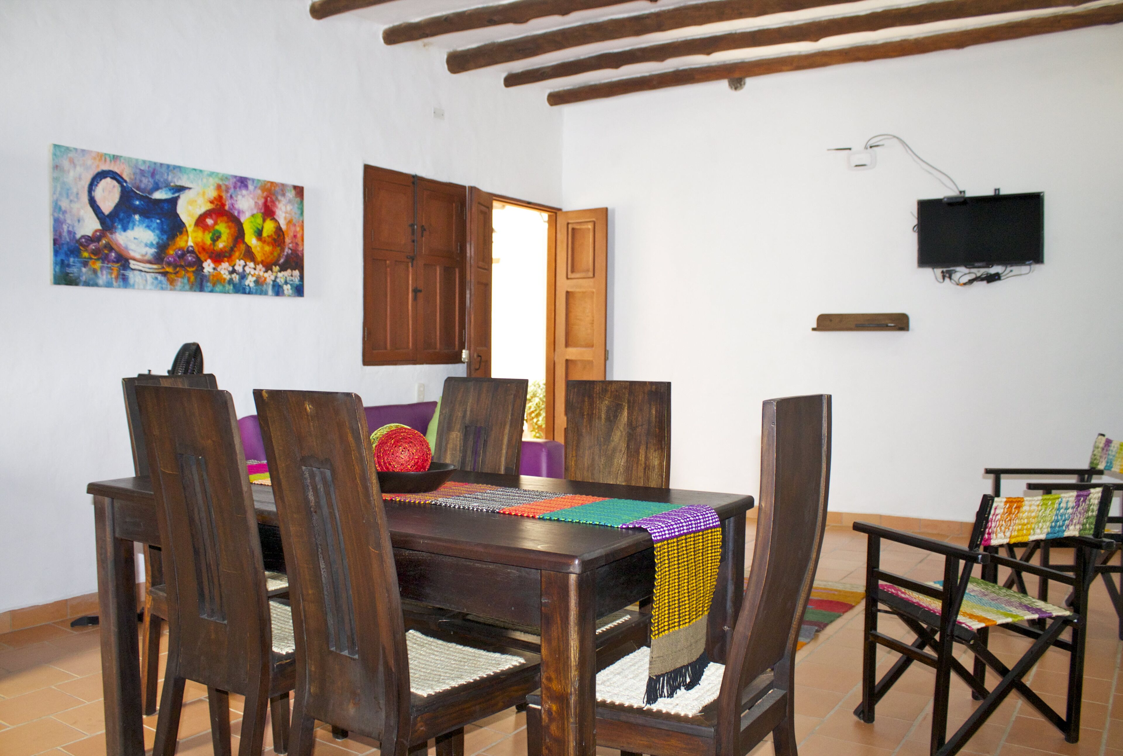 Comfort Apartment, 3 Bedrooms, Balcony (Apto 101) | Dining room