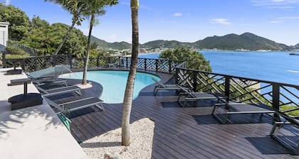 Ocean Views from Every Room, Steps from Philipsburg. Paradise can be yours!