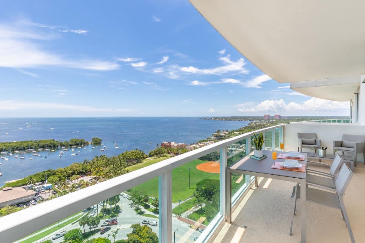 Economy Apartment, 1 King Bed with Sofa bed, Bay View | Terrace/patio