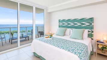 Apartemen Keluarga, 2 kamar tidur, pemandangan teluk | Seprai premium, brankas, meja kerja, dan ruang kerja ramah laptop