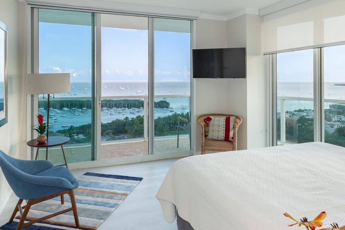 Classic Apartment, 2 Bedrooms, Bay View | Premium bedding, in-room safe, desk, laptop workspace