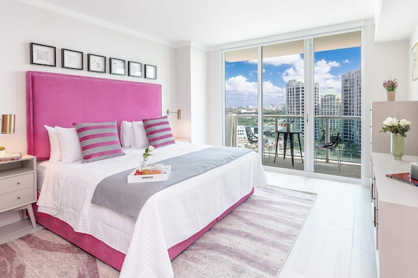 Family Studio, 1 King Bed with Sofa bed, Partial Ocean View | Premium bedding, in-room safe, individually decorated