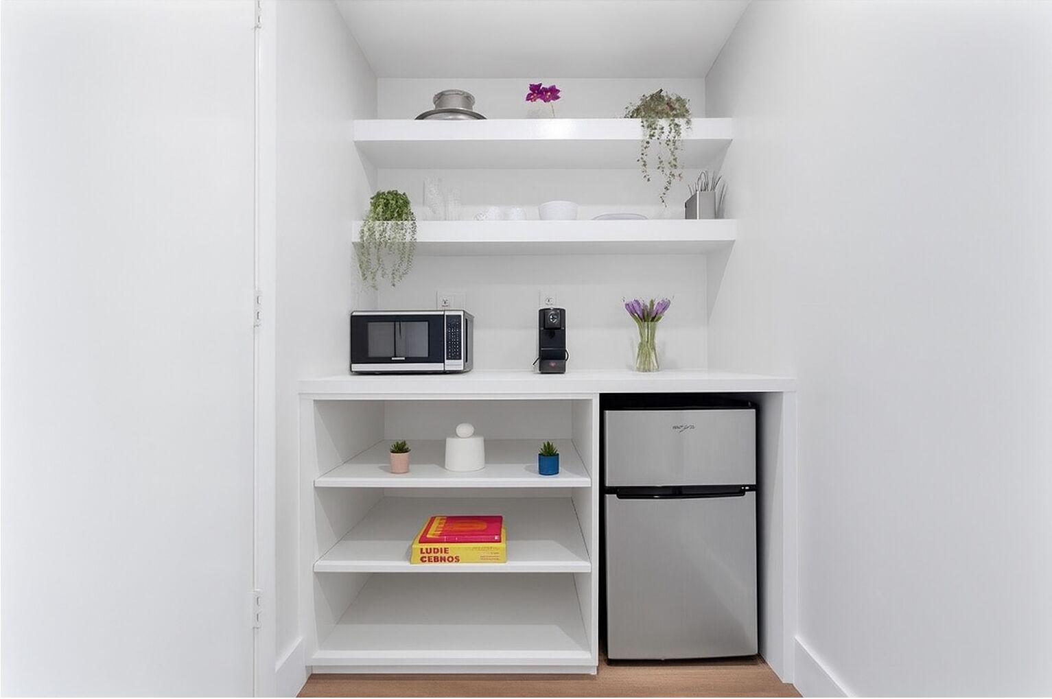 fridge, microwave, coffee/tea maker